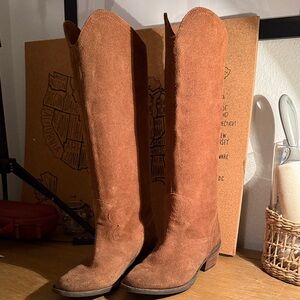 GUC Naughty Monkey Suede Knee-Hi Slouchy Boots Size 6 Brown